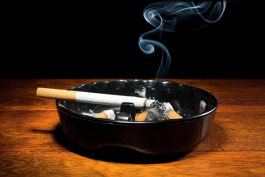 SMOKING ASHTRAY